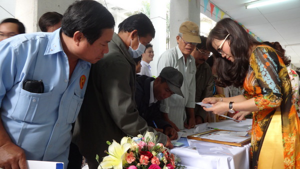 TP[-]HCM:[-]Vinh[-]danh[-]người[-]hiến[-]tạng[-]nhân[-]đạo[-]và[-]vận[-]động[-]đăng[-]ký[-]hiến[-]tạng[-]nhân[-]đạo